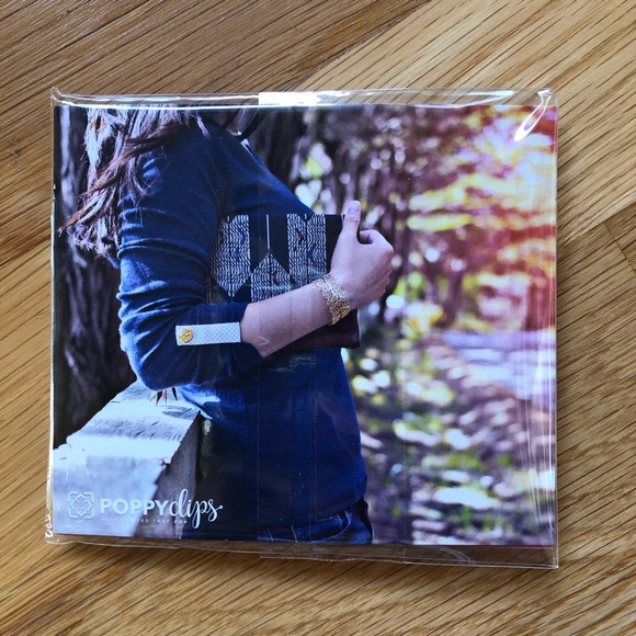 Brand new PoppyClips - Picture 2 of 6